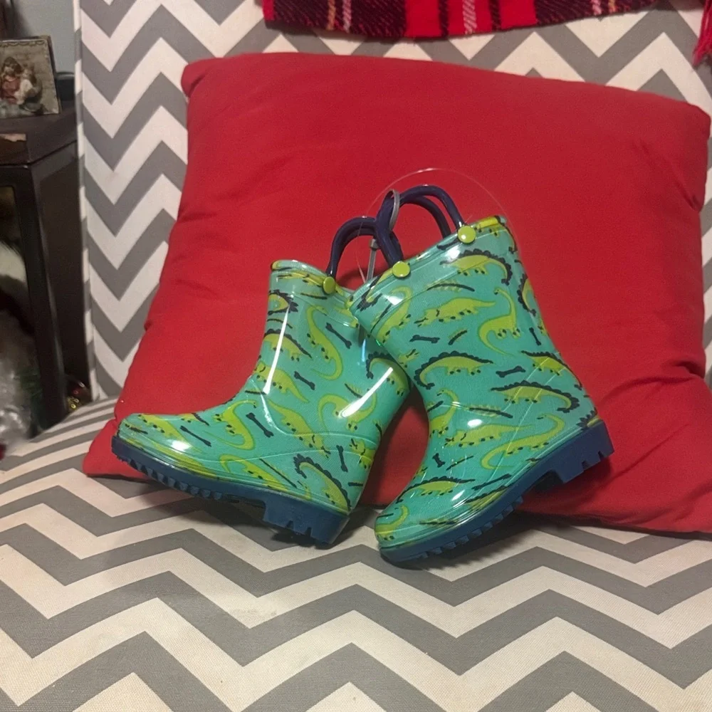 Kids' Vibrant Patterned Rain Boots - Blue and Green
